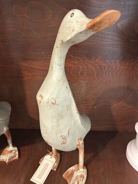 HAND CARVED AND PAINTED DUCK